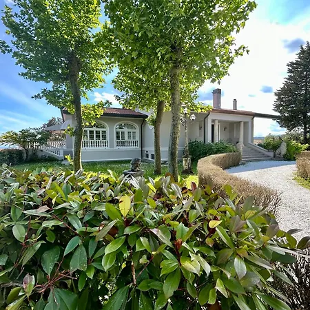 Alfresco Luxury With Heated Pool Villa Montecatini Terme